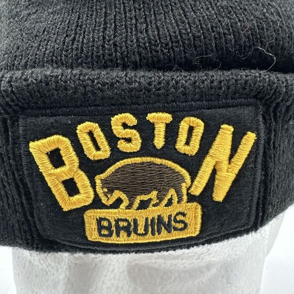 Boston Bruins New Era Black Yellow  Pom Beanie - Picture 2 of 10